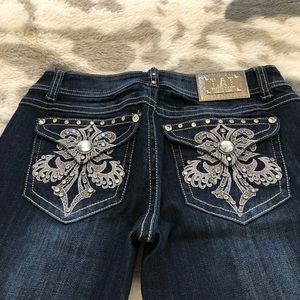 listing-status-banner